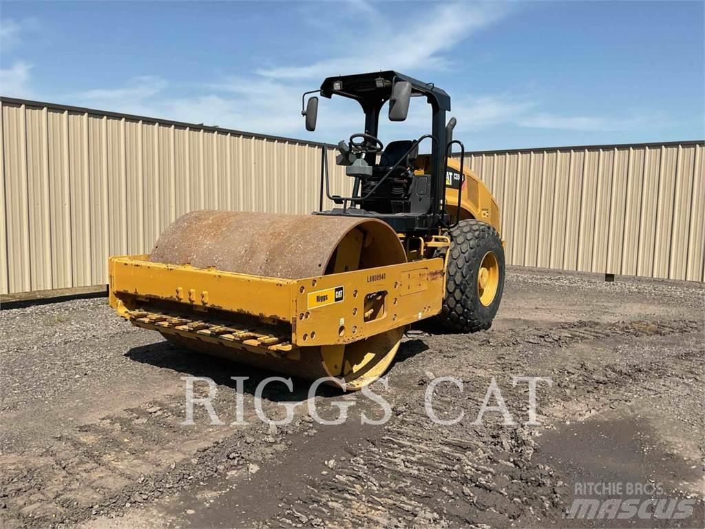 CAT CS56B 土壤压实机