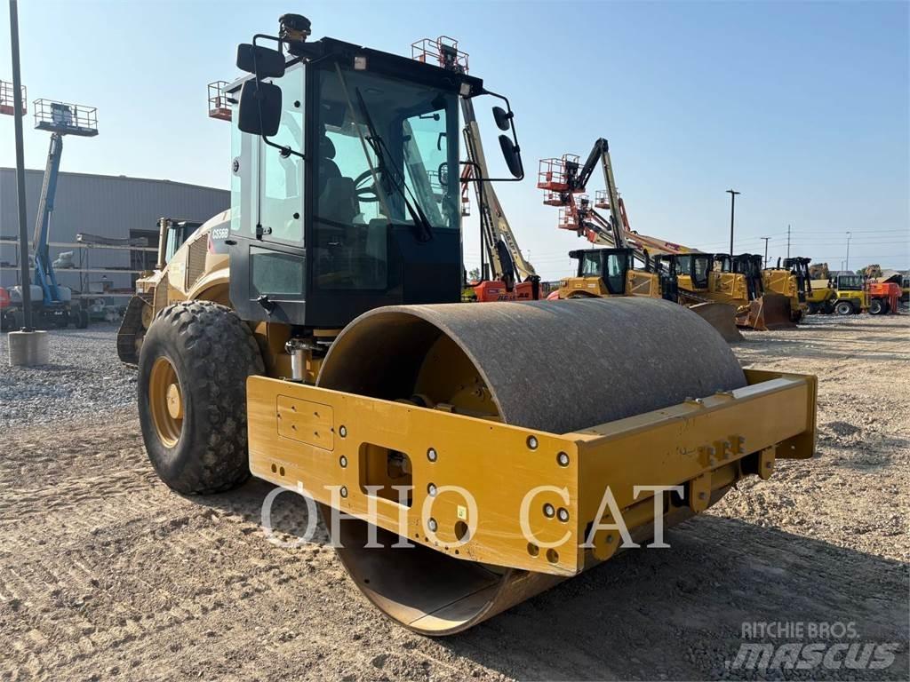 CAT CS56B 复合式压路机