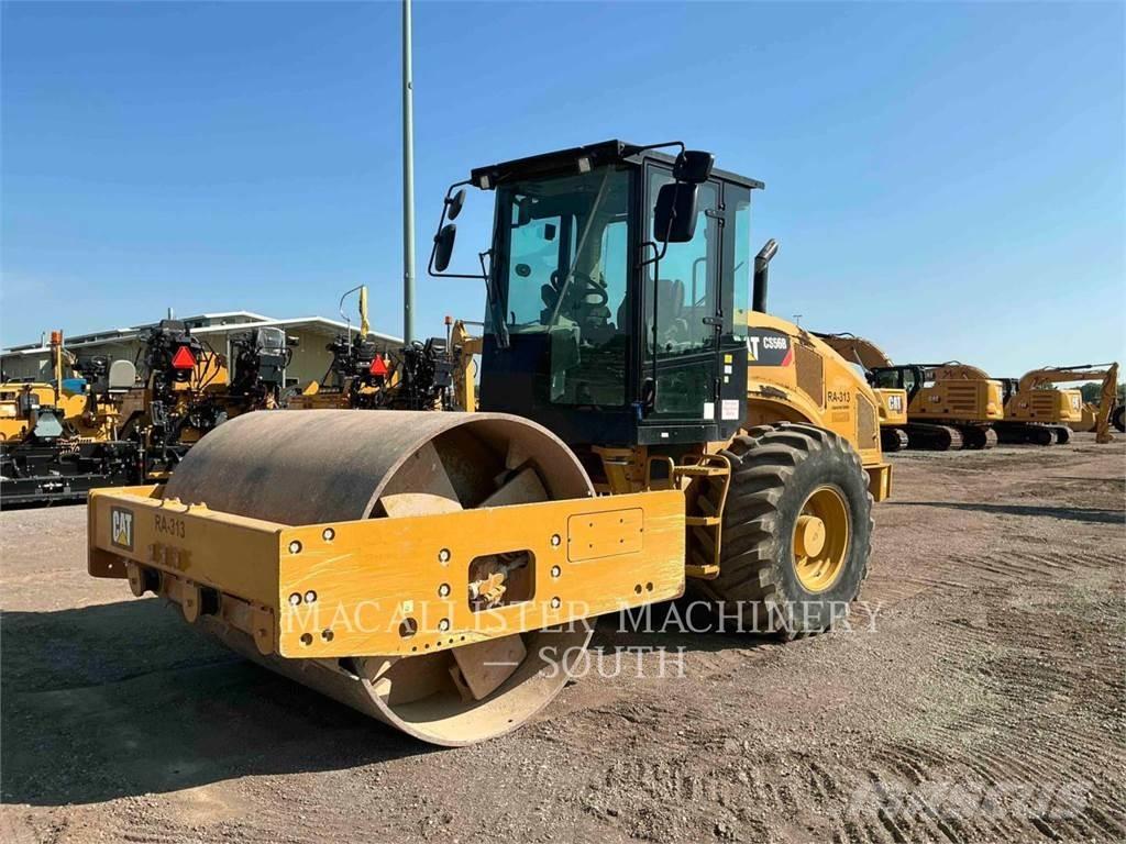 CAT CS56B 单轮压路机