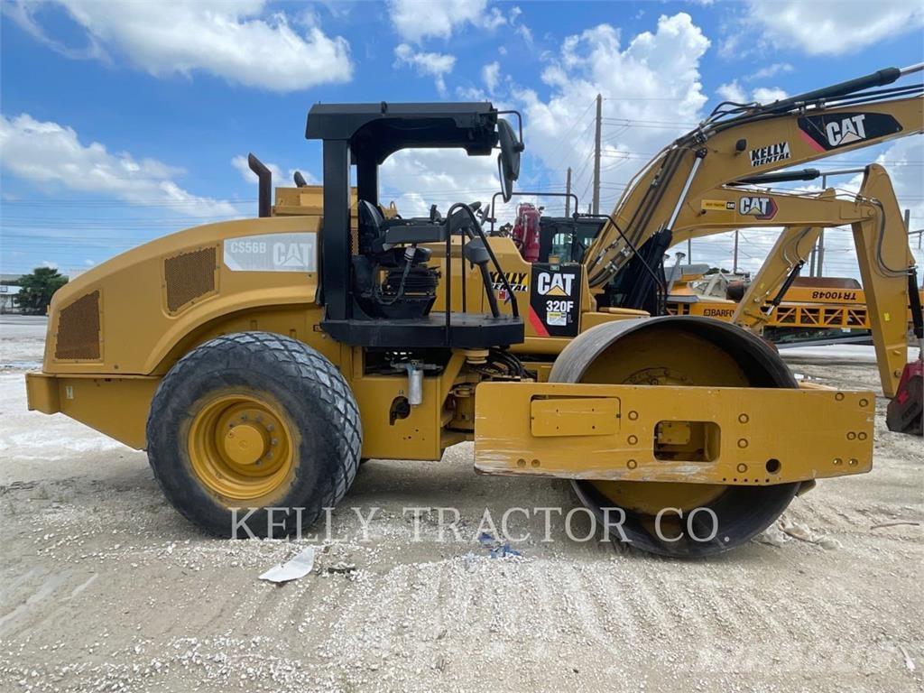 CAT CS56B 单轮压路机