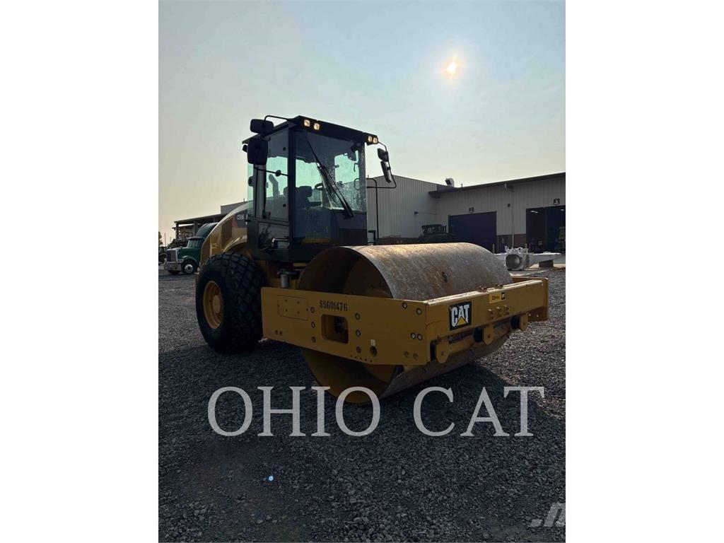 CAT CS56B 复合式压路机