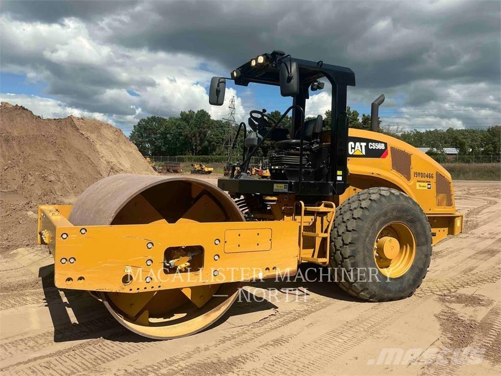 CAT CS56B 单轮压路机