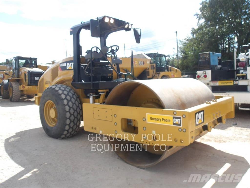 CAT CS56B 单轮压路机