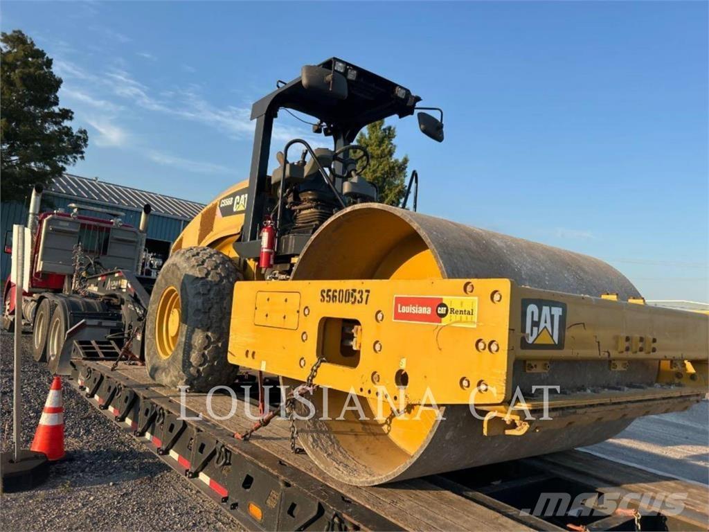 CAT CS56B 单轮压路机