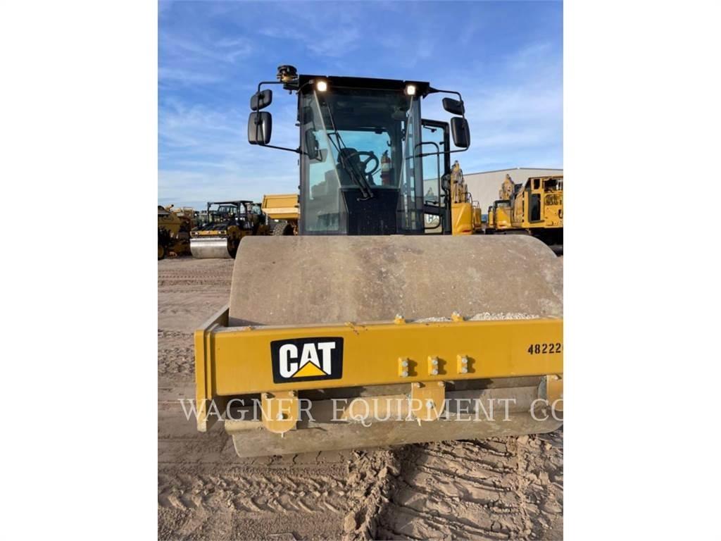 CAT CS56B 土壤压实机