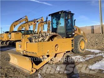 CAT CS68B 土壤压实机