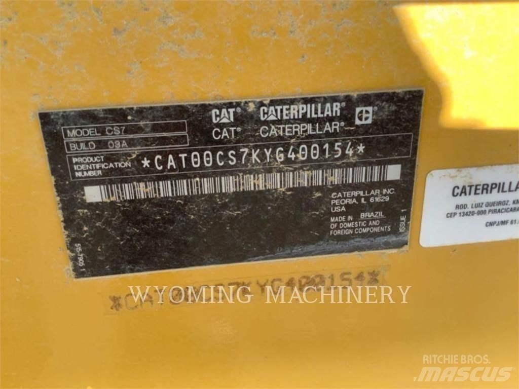 CAT CS7 沥青喷洒机
