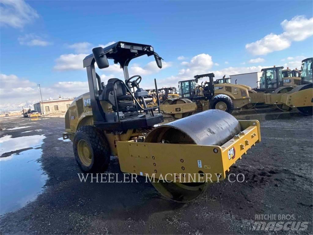 CAT CS7 单轮压路机