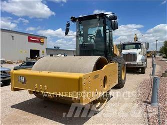CAT CS74 土壤压实机