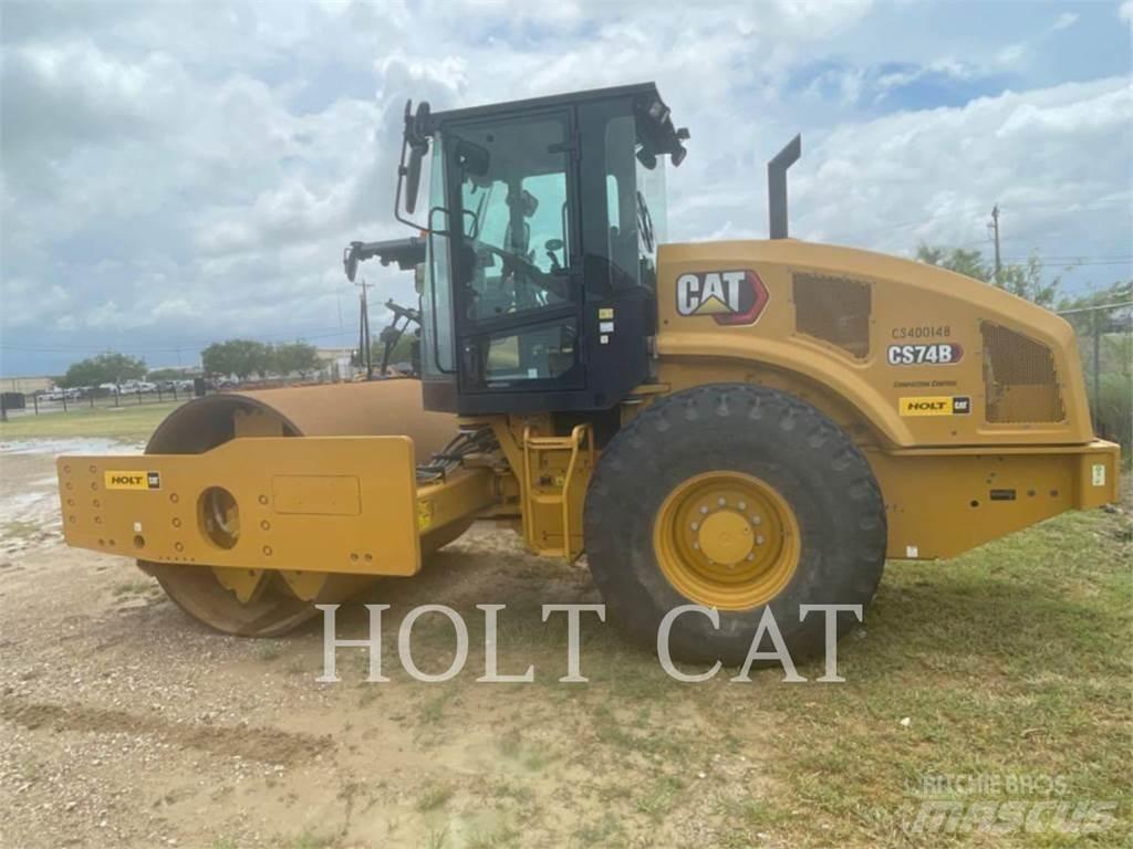 CAT CS74B CAB 单轮压路机