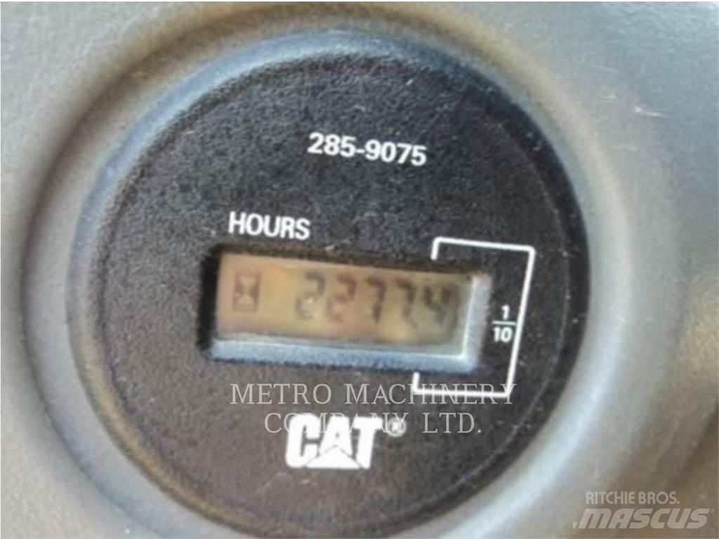 CAT CS76 单轮压路机