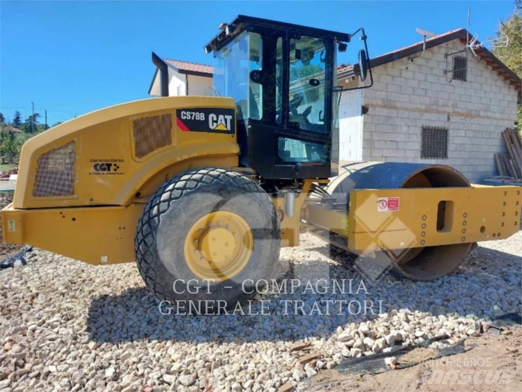 CAT CS78B 单轮压路机