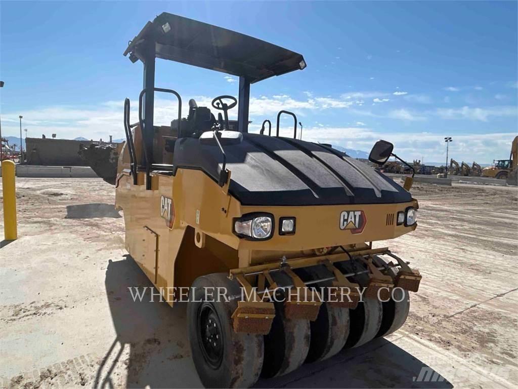 CAT CW16 胶轮压路机