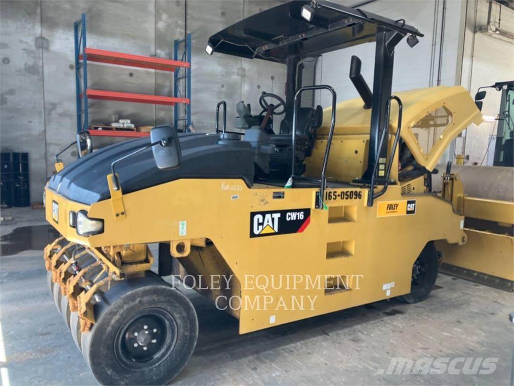 CAT CW16 土壤压实机