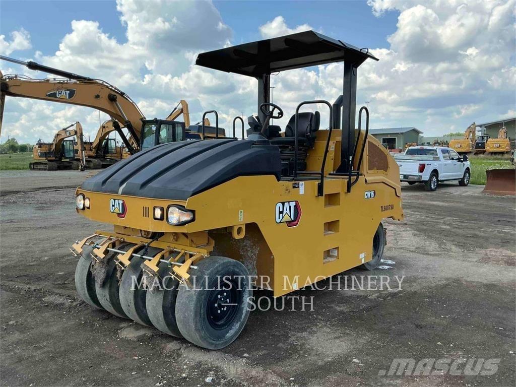 CAT CW16 胶轮压路机