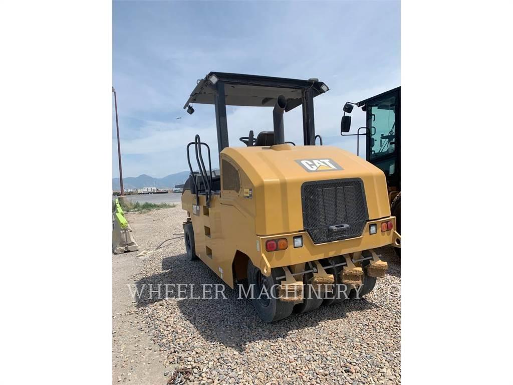 CAT CW16 胶轮压路机