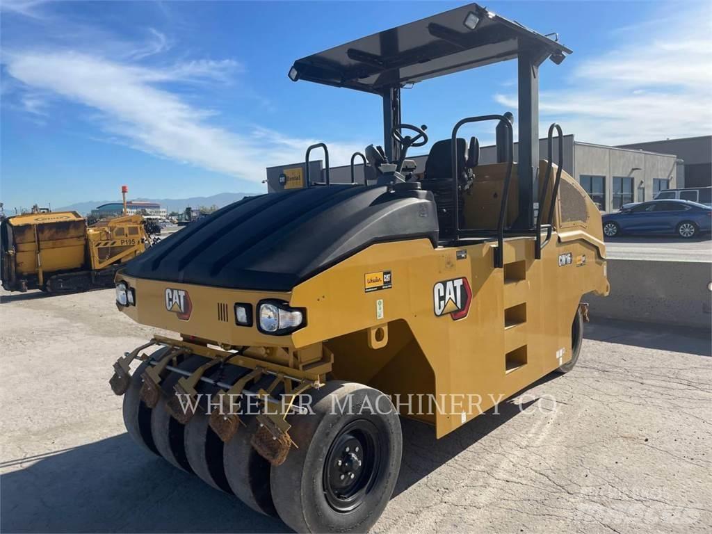 CAT CW16 胶轮压路机