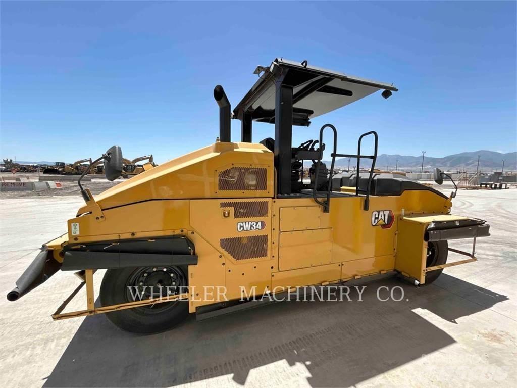 CAT CW34 胶轮压路机