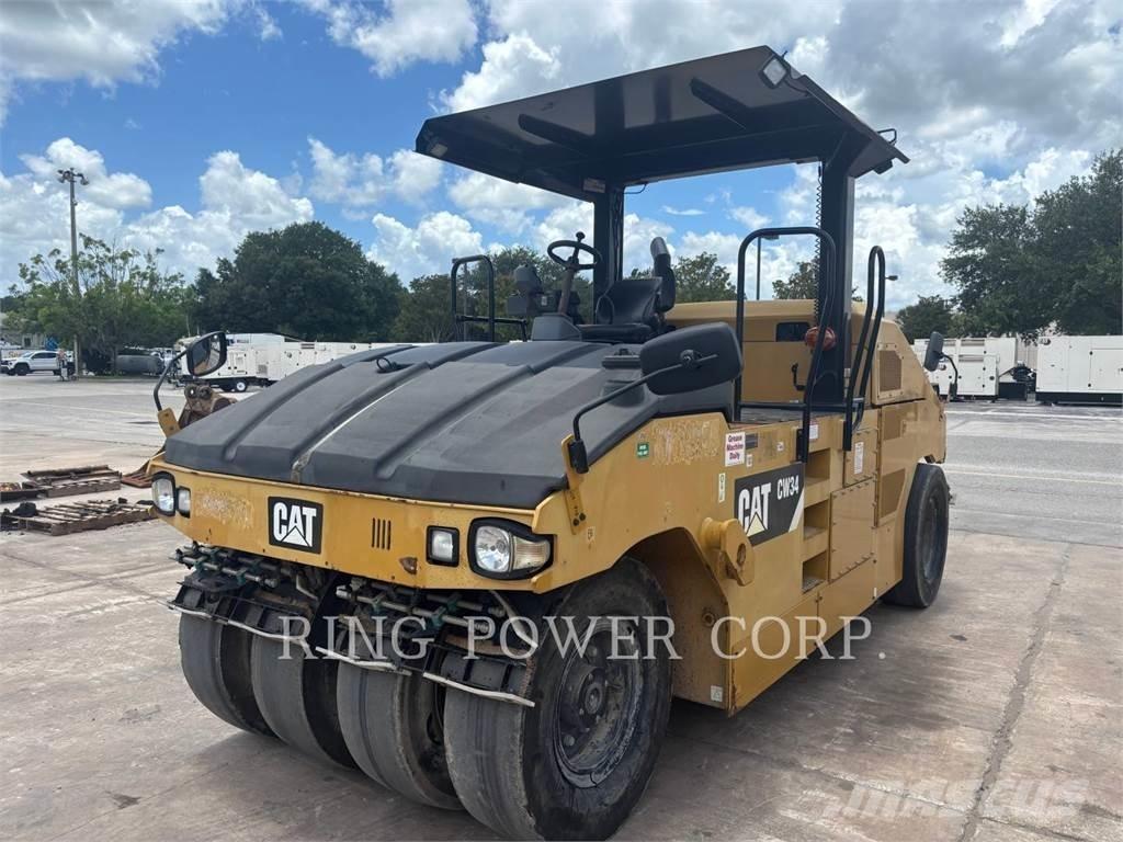 CAT CW34 双轮压路机