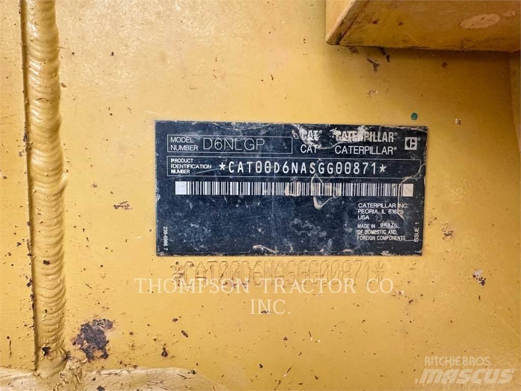 CAT D 6 N LGP 履带式推土机