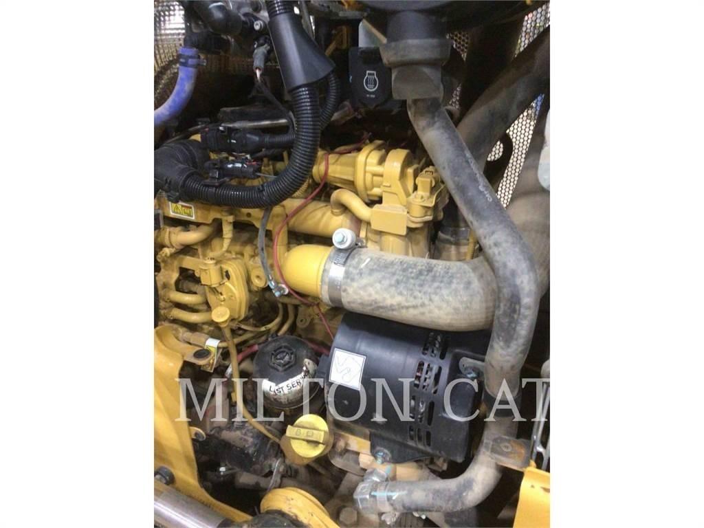 CAT D1 履带式推土机