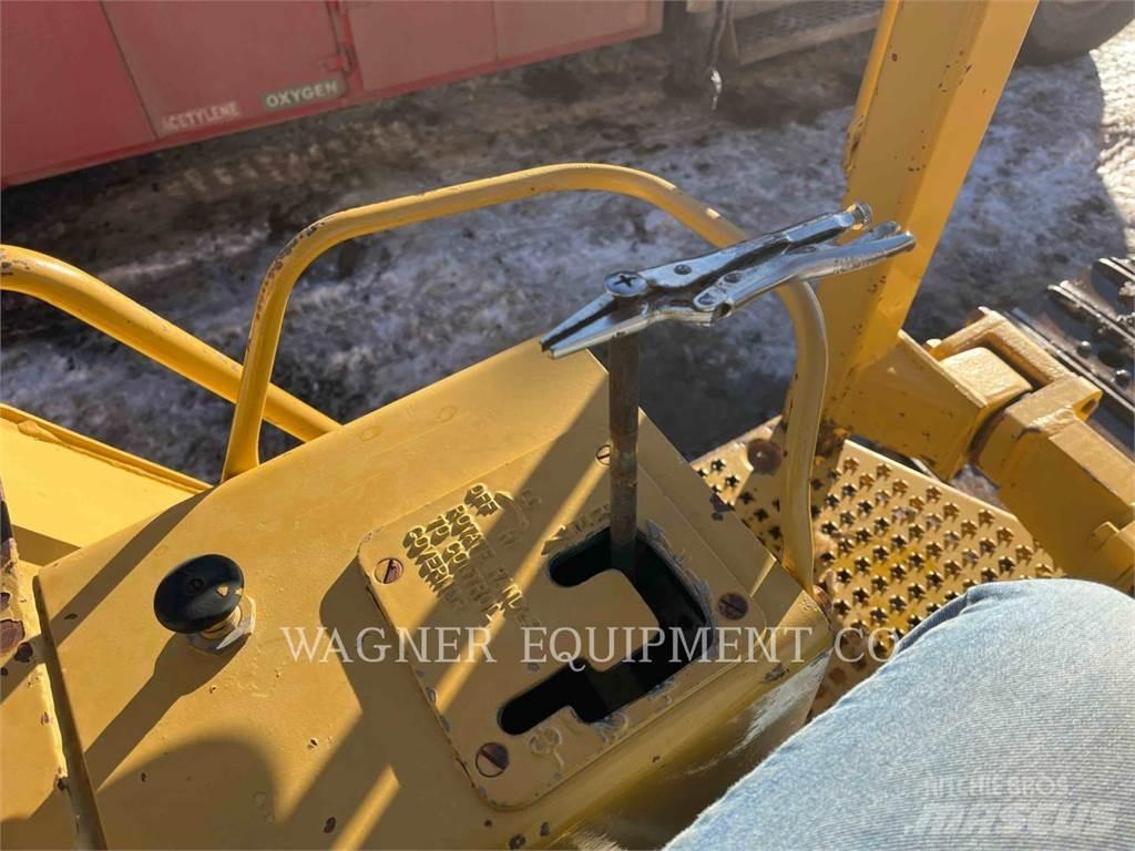 CAT D1 履带式推土机