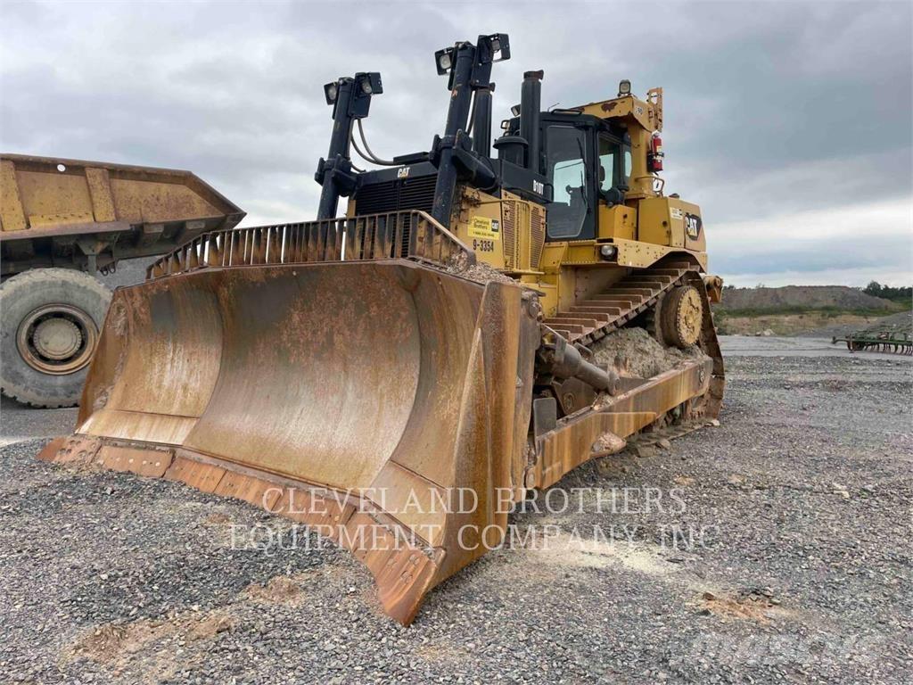 CAT D10T 履带式推土机