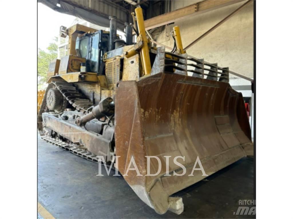 CAT D10T 履带式推土机