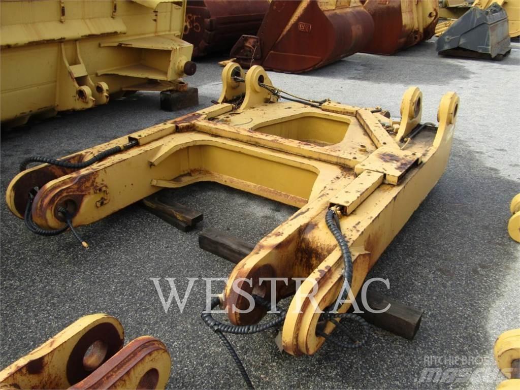 CAT D10T 松土器