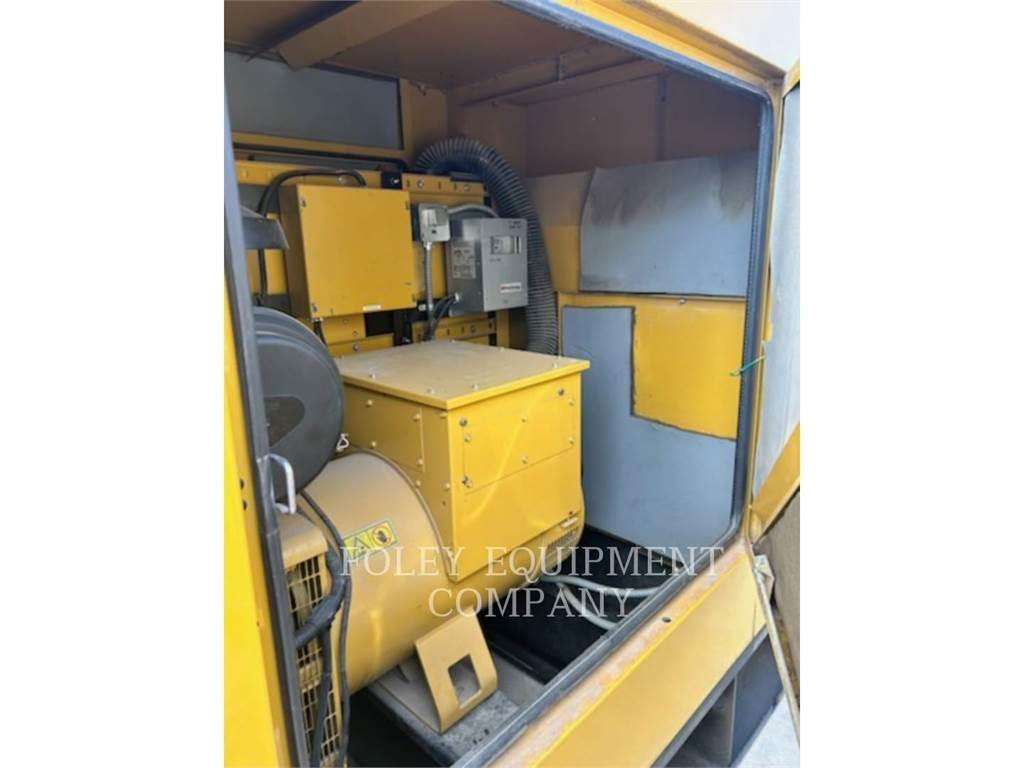 CAT D150-8 柴油发电机