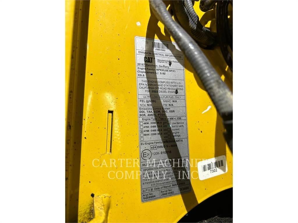 CAT D2 履带式推土机