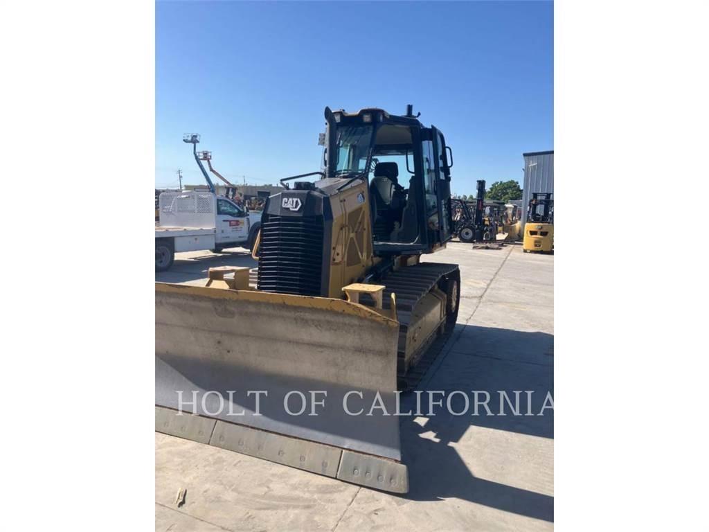CAT D3 履带式推土机