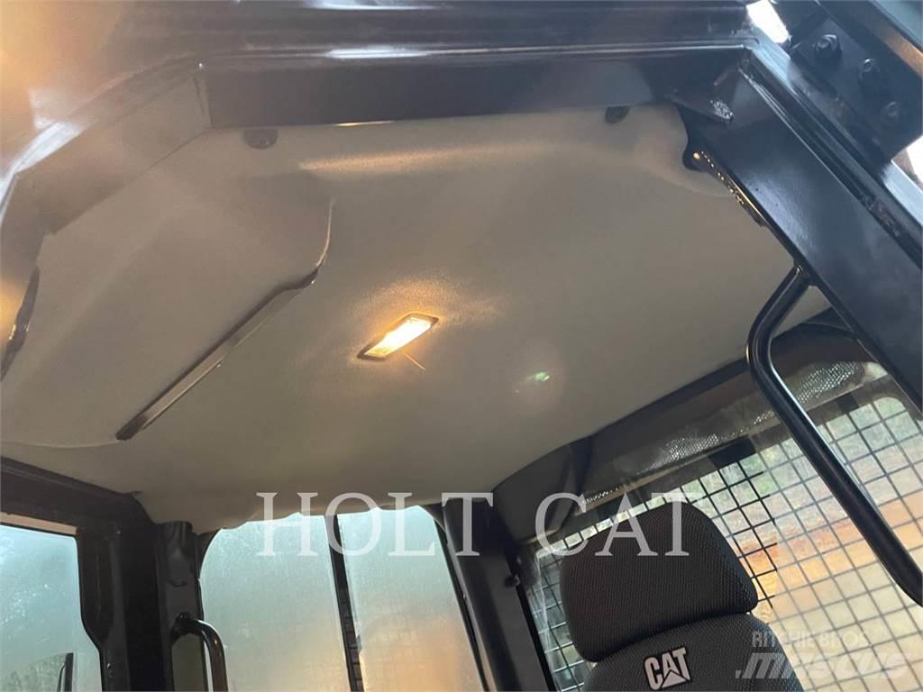 CAT D3-12LGP 履带式推土机