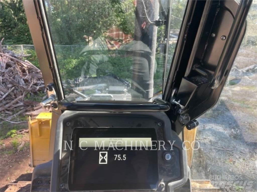 CAT D3 CB 履带式推土机