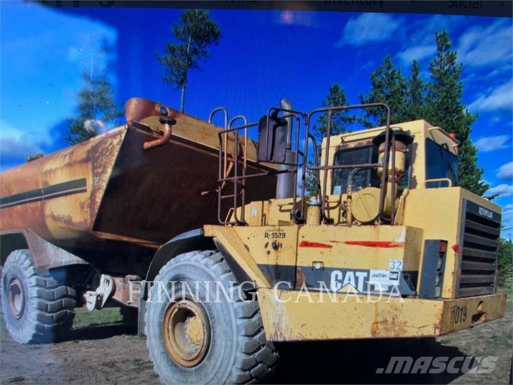 CAT D30D 铲运机