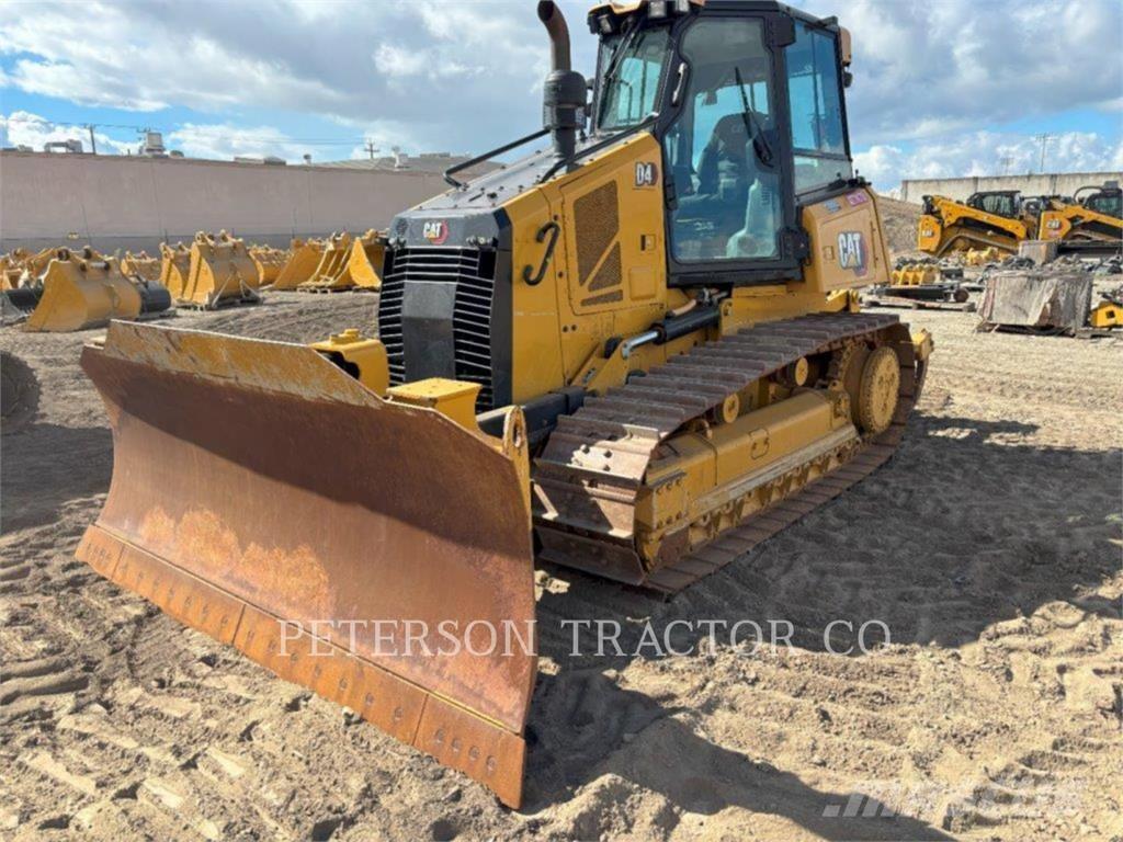 CAT D4 履带式推土机