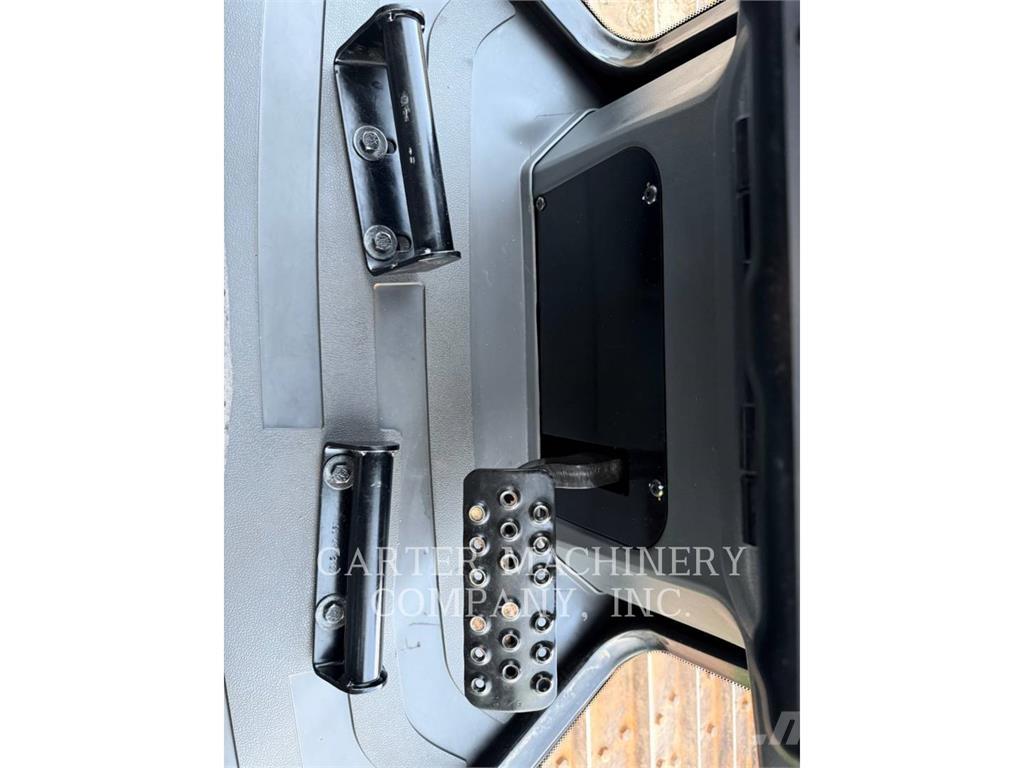 CAT D4-15LGPVP 履带式推土机