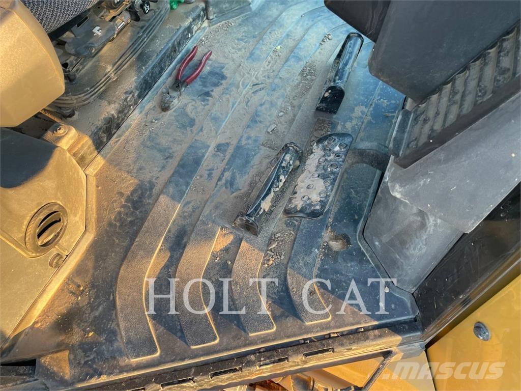 CAT D4-15VP 履带式推土机