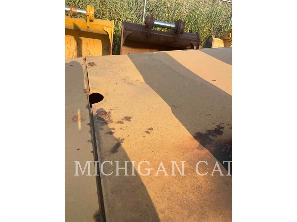 CAT D4H 履带式推土机