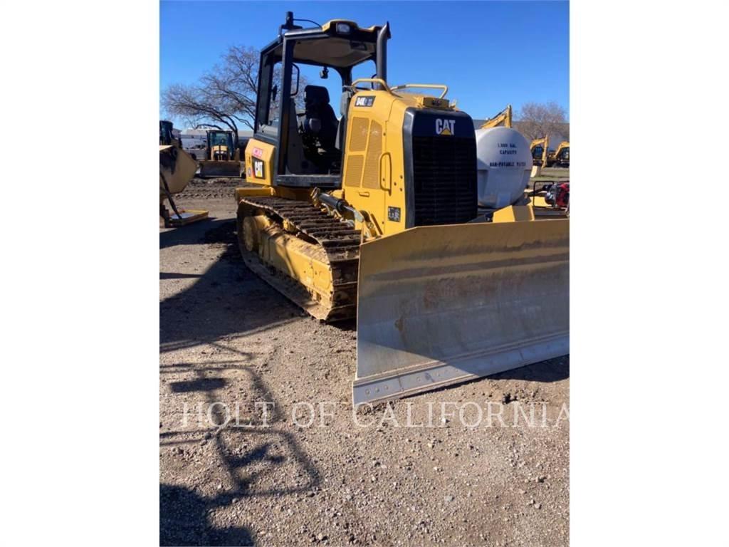 CAT D4K2 履带式推土机
