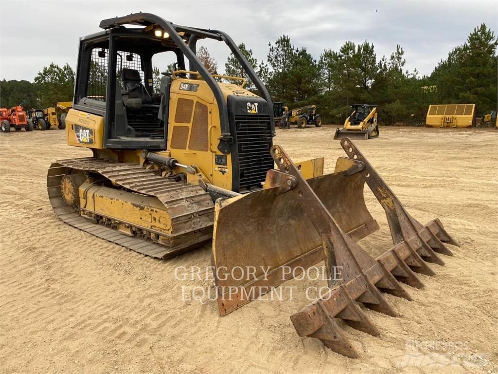 CAT D4K2LGP 履带式推土机