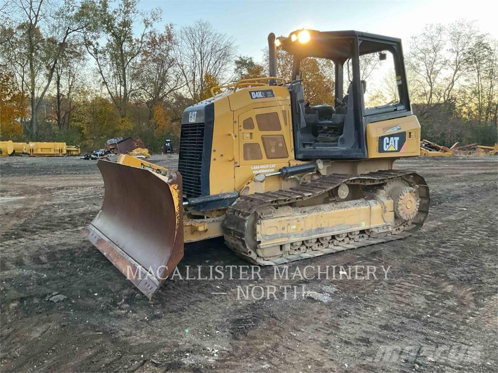 CAT D4K2X 4F 履带式推土机