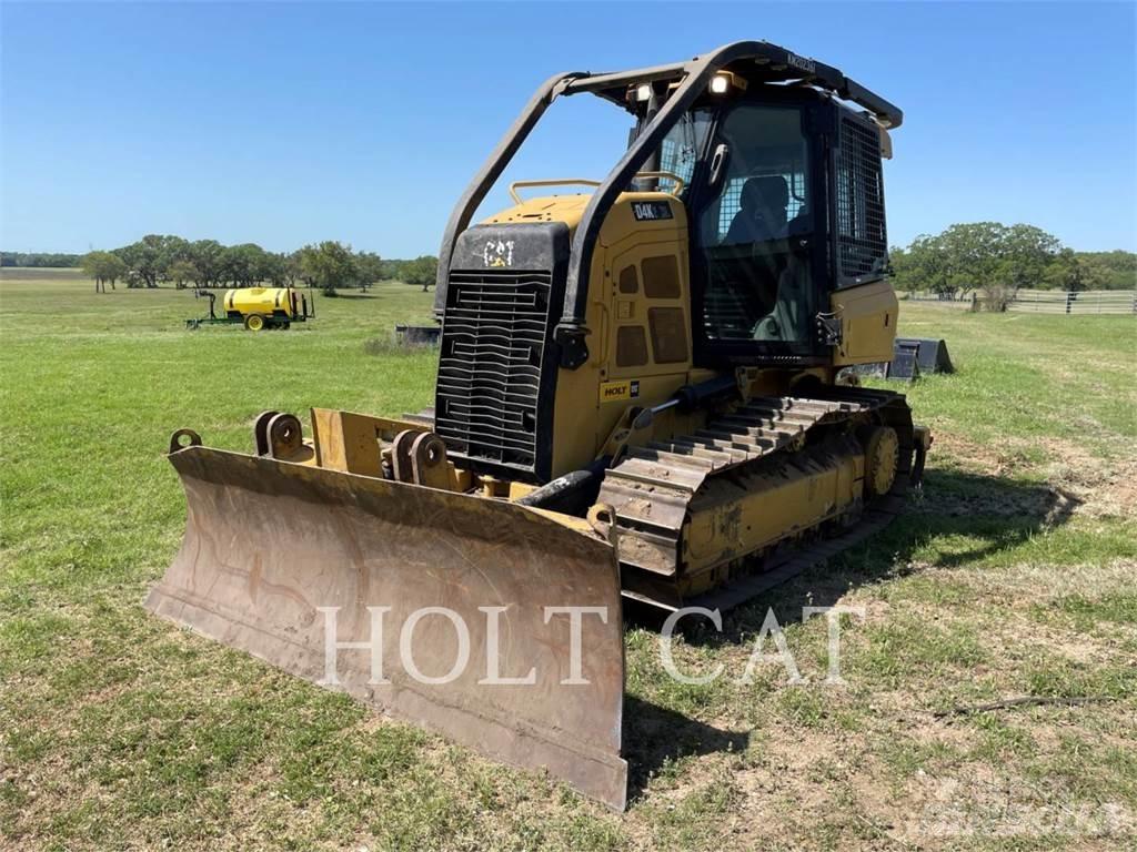 CAT D4K2XL 履带式推土机