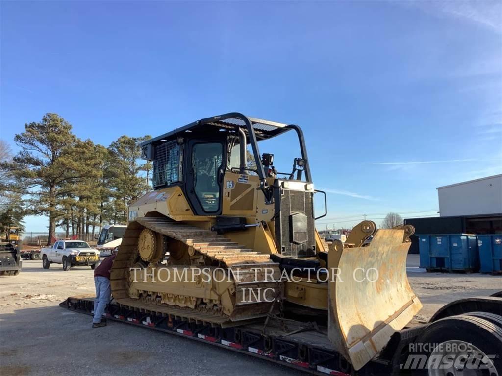 CAT D5 履带式推土机
