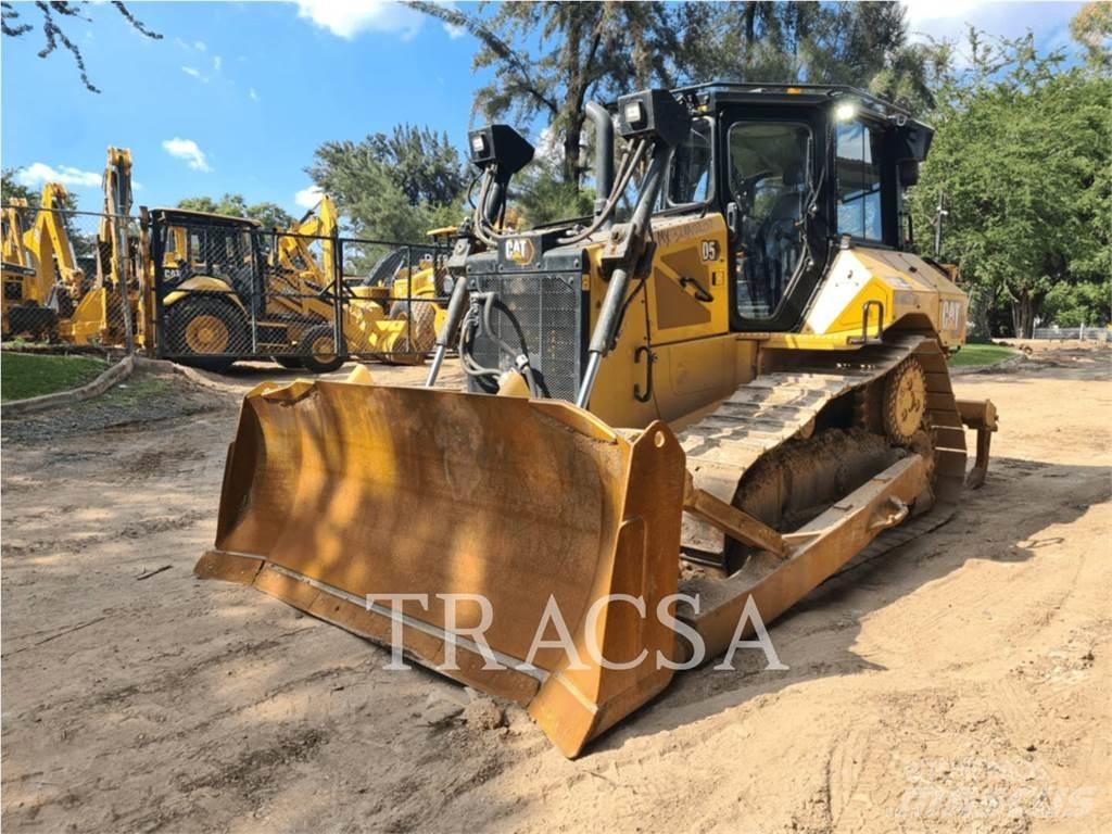 CAT D5 履带式推土机
