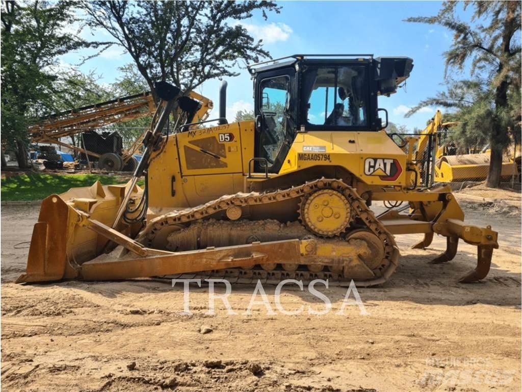 CAT D5 履带式推土机