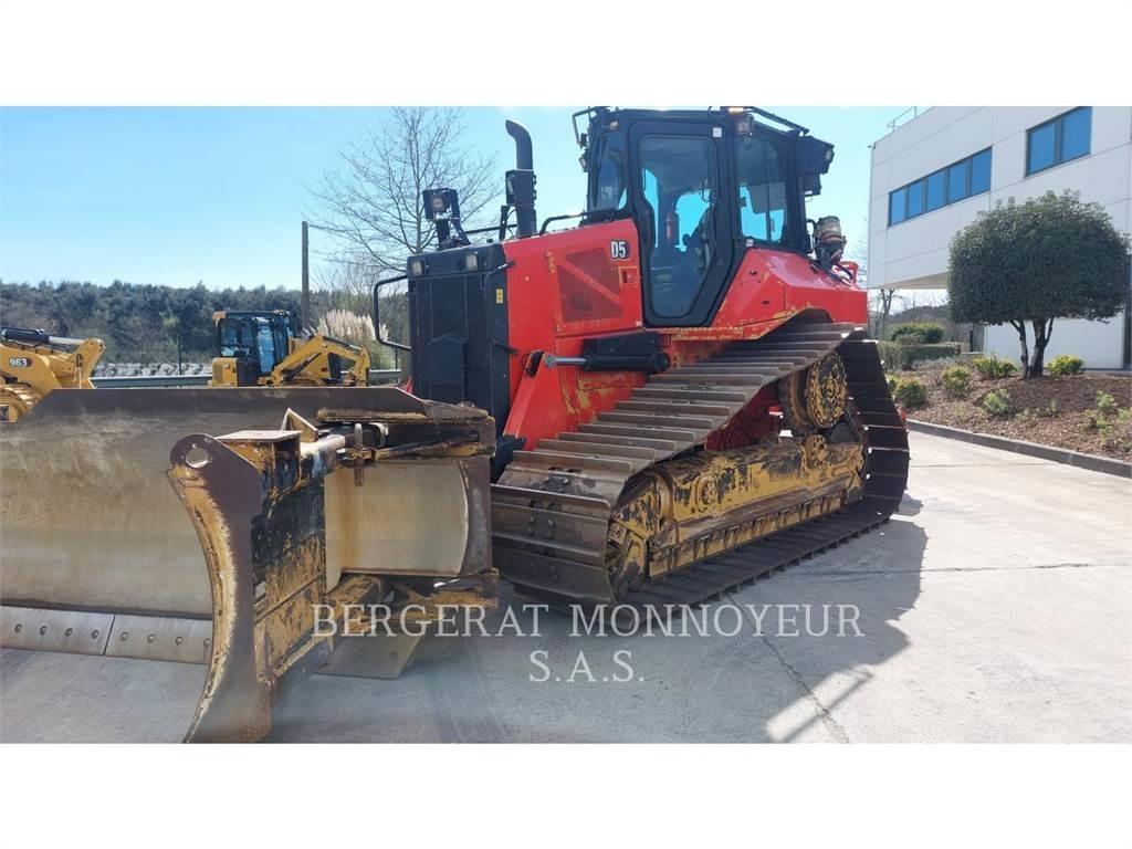 CAT D5 履带式推土机