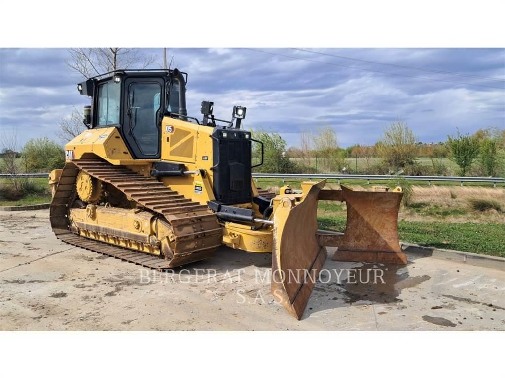CAT D5 履带式推土机