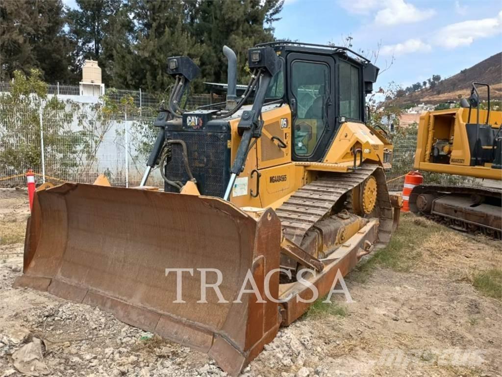 CAT D5 履带式推土机