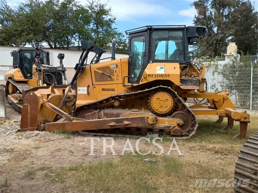 CAT D5 履带式推土机